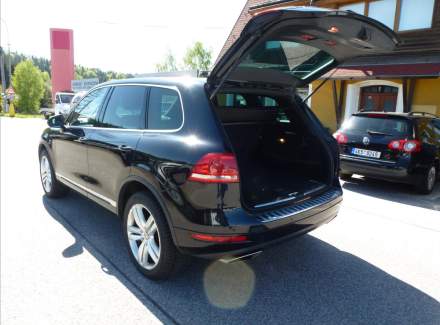 Volkswagen - Touareg