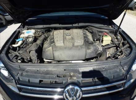 Volkswagen - Touareg