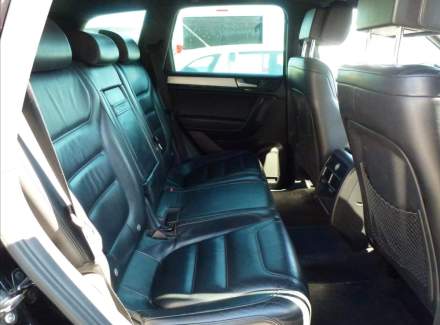 Volkswagen - Touareg