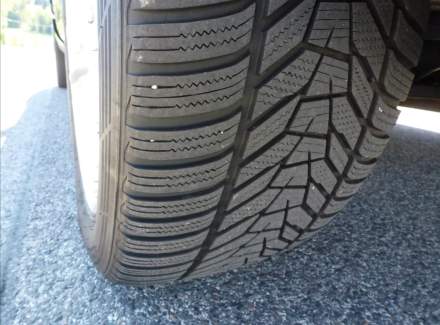 Volkswagen - Touareg