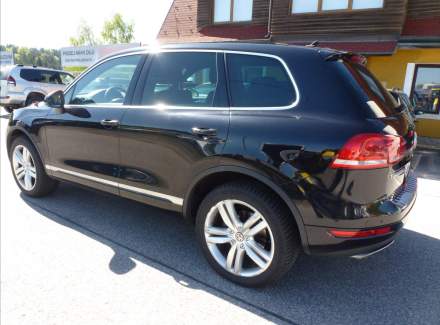 Volkswagen - Touareg