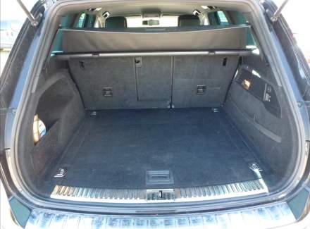 Volkswagen - Touareg