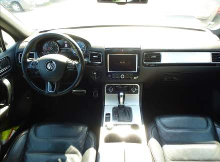 Volkswagen - Touareg