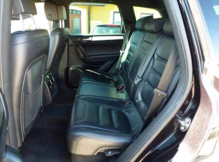 Volkswagen - Touareg