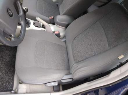 Kia - Cerato (Forte)