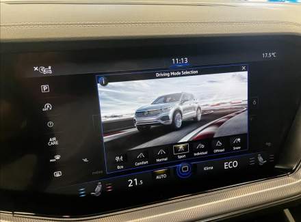 Volkswagen - Touareg