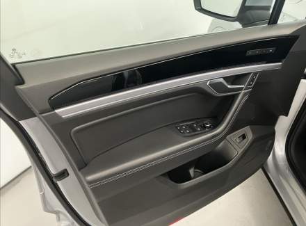 Volkswagen - Touareg