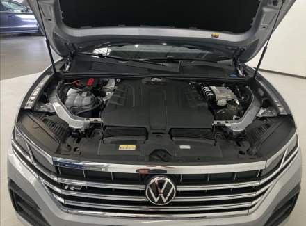 Volkswagen - Touareg
