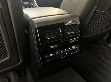 Volkswagen - Touareg