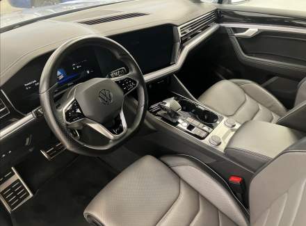 Volkswagen - Touareg