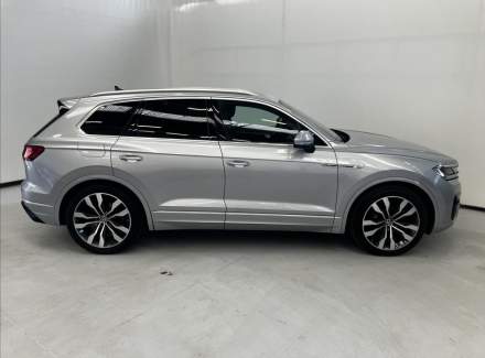 Volkswagen - Touareg