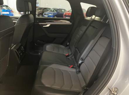 Volkswagen - Touareg