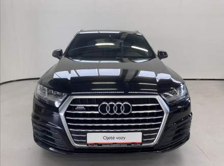 Audi - Q7