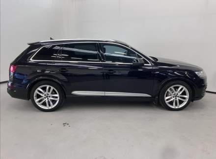Audi - Q7