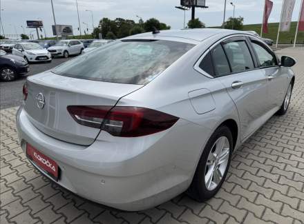 Opel - Insignia