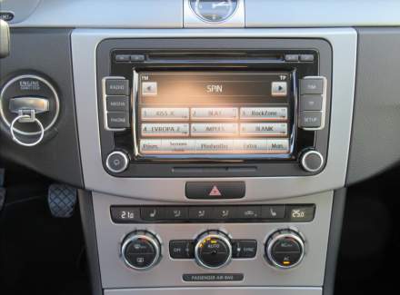 Volkswagen - Passat CC