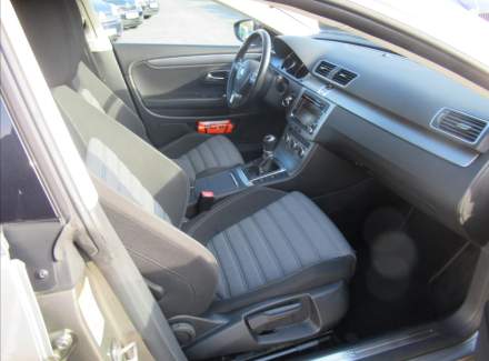 Volkswagen - Passat CC