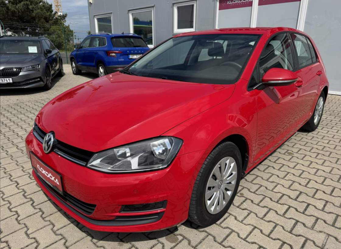 Volkswagen - Golf