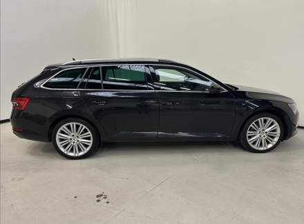 Škoda - Superb