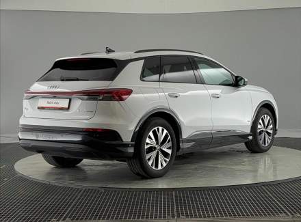 Audi - Q4 e-tron