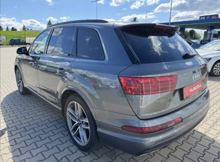 Audi - Q7