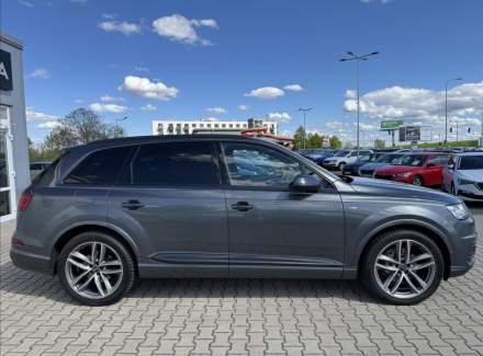 Audi - Q7