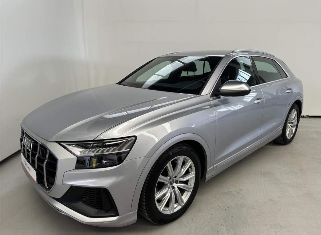 Audi - SQ8