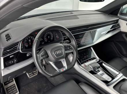 Audi - SQ8