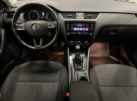 Škoda - Octavia