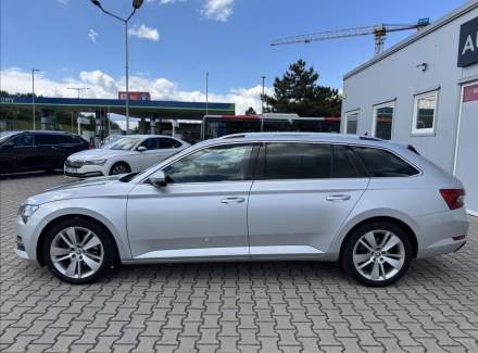 Škoda - Superb