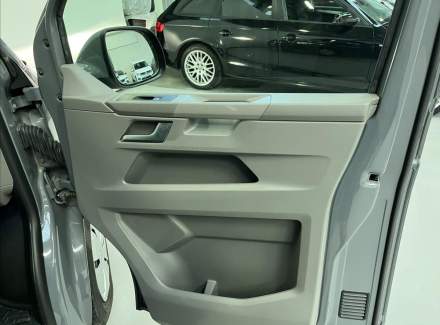 Volkswagen - Caravelle