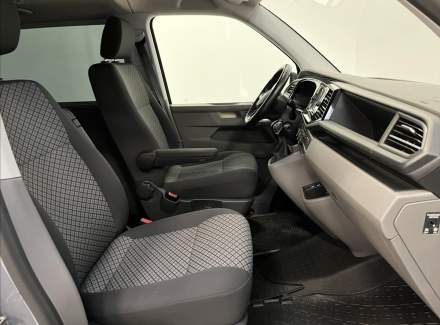 Volkswagen - Caravelle