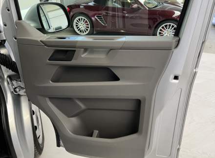 Volkswagen - Transporter