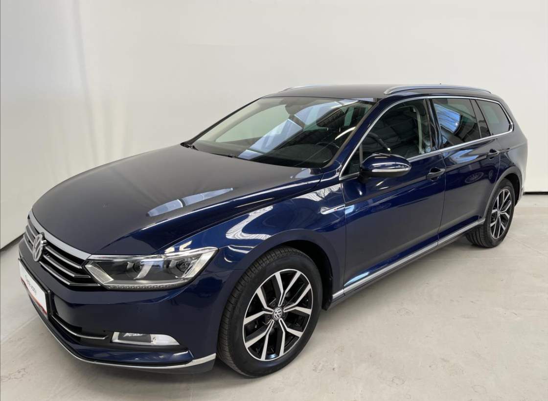 Volkswagen - Passat