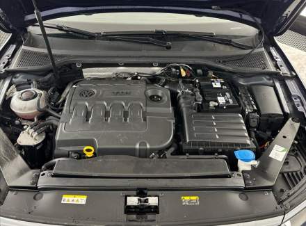 Volkswagen - Passat