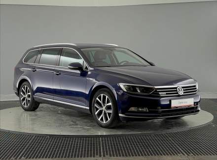 Volkswagen - Passat