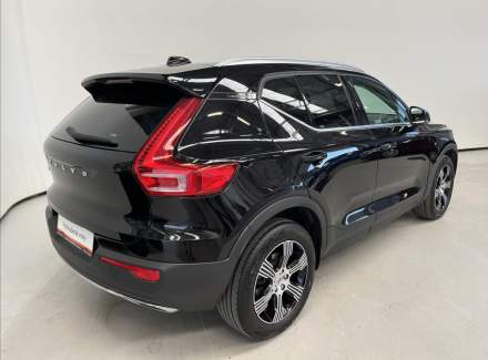 Volvo - XC40