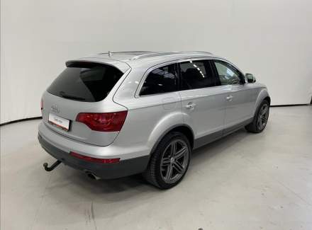 Audi - Q7