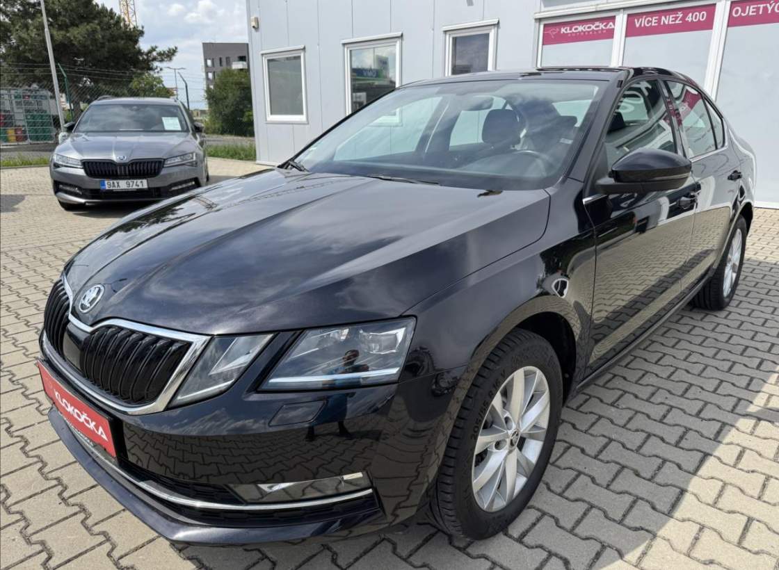 Škoda - Octavia