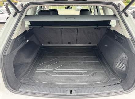 Volkswagen - Touareg