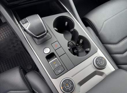 Volkswagen - Touareg