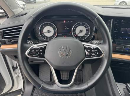 Volkswagen - Touareg