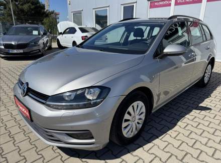 Volkswagen - Golf