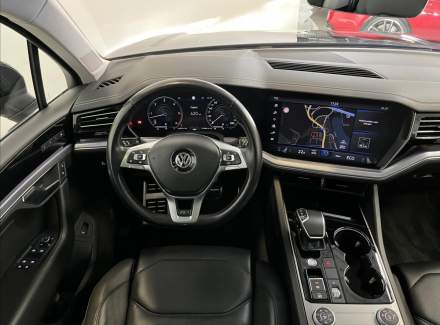 Volkswagen - Touareg