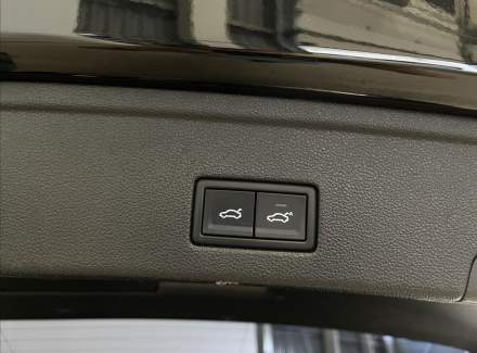 Volkswagen - Touareg