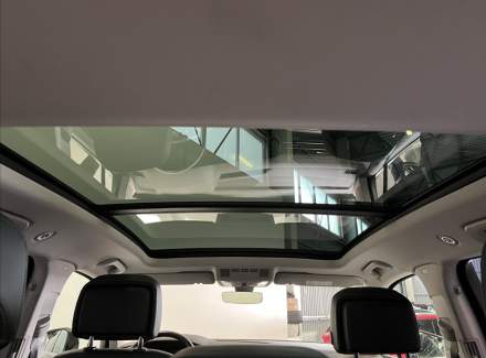 Volkswagen - Touareg