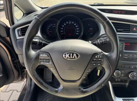 Kia - Cee'd