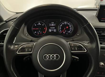 Audi - Q3