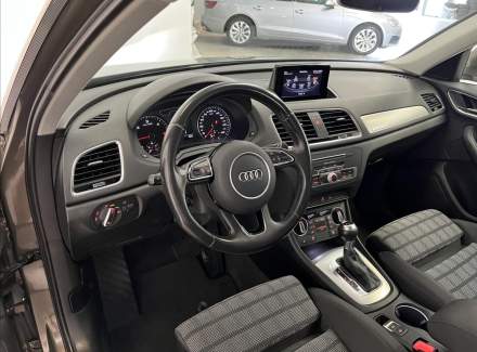 Audi - Q3