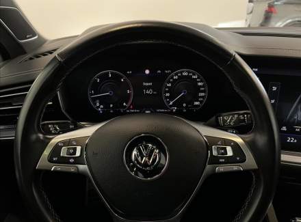 Volkswagen - Touareg